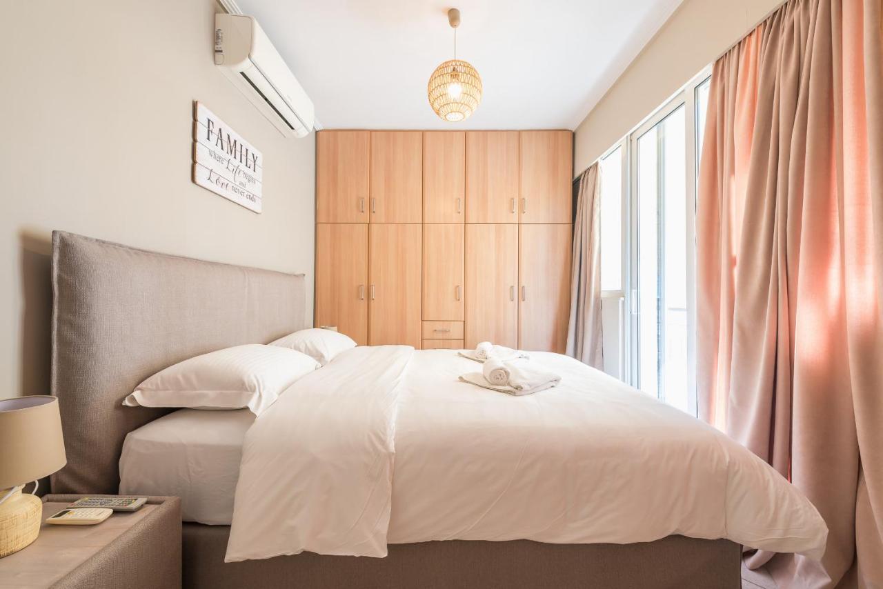 Luxury And Spacious Apt For 6 Guests Atena Exterior foto