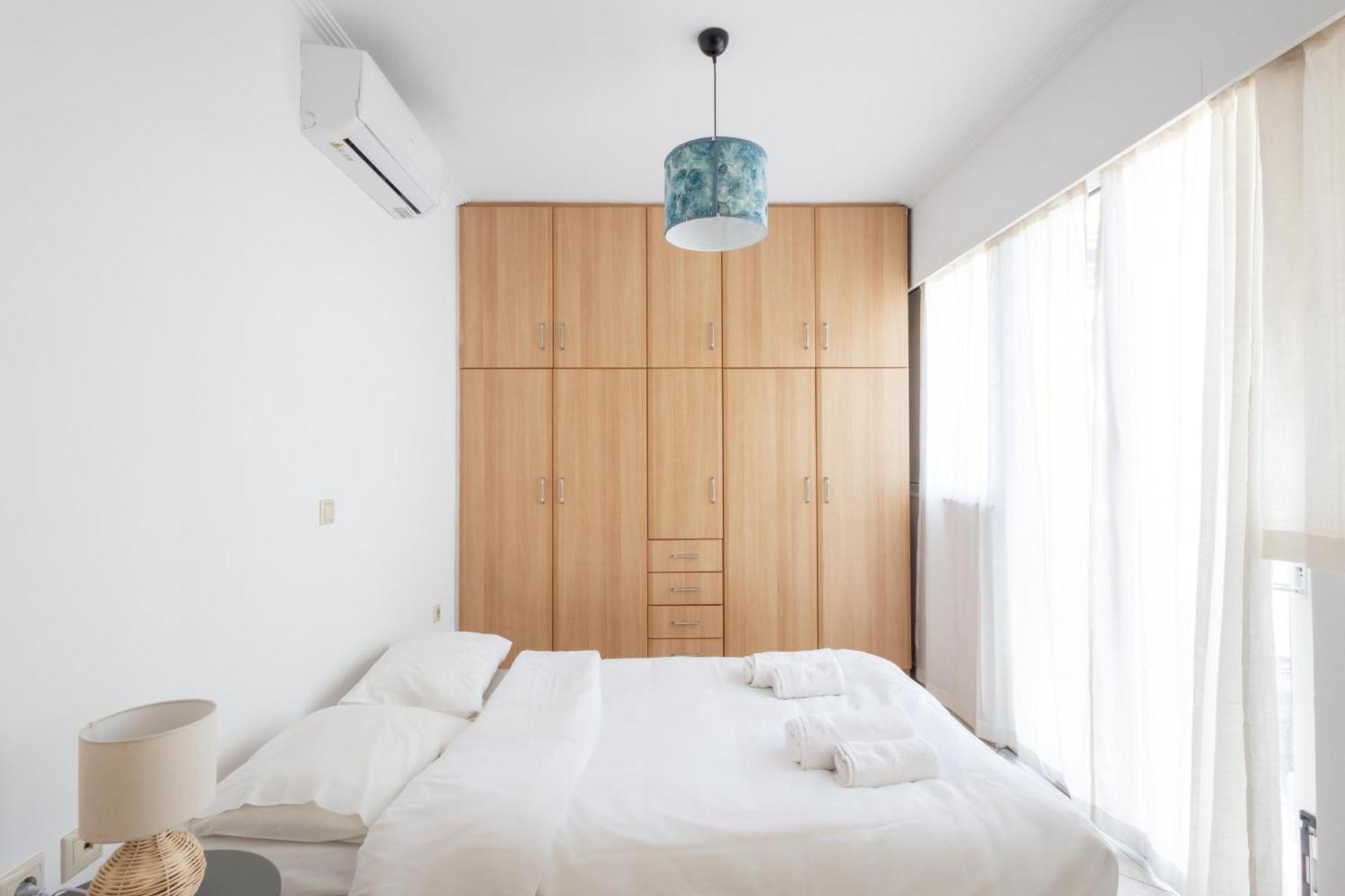 Luxury And Spacious Apt For 6 Guests Atena Exterior foto