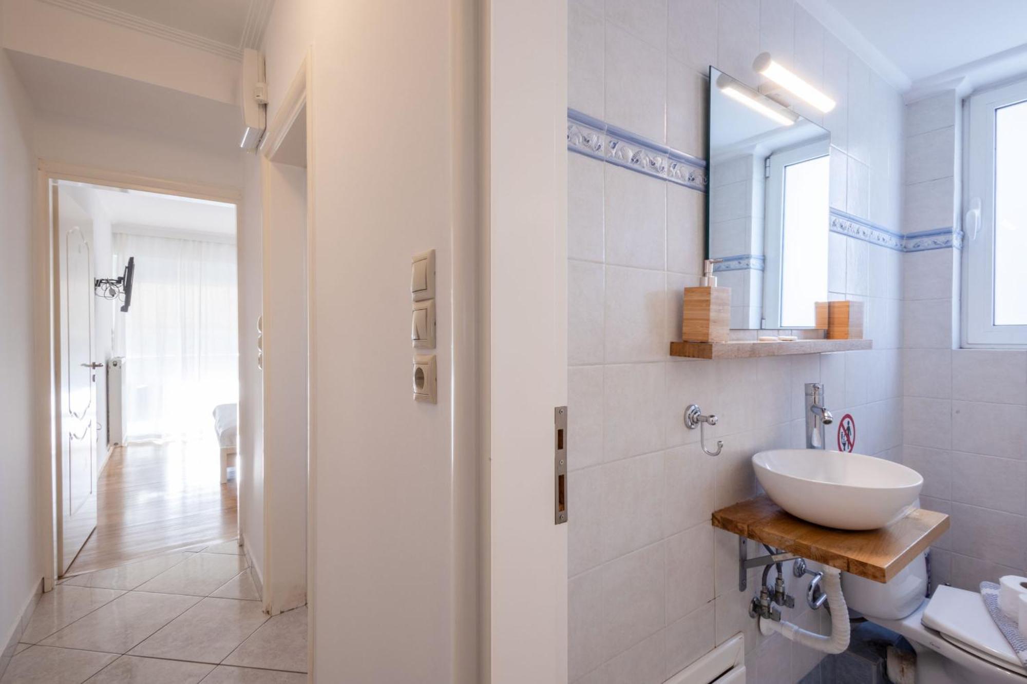 Luxury And Spacious Apt For 6 Guests Atena Exterior foto