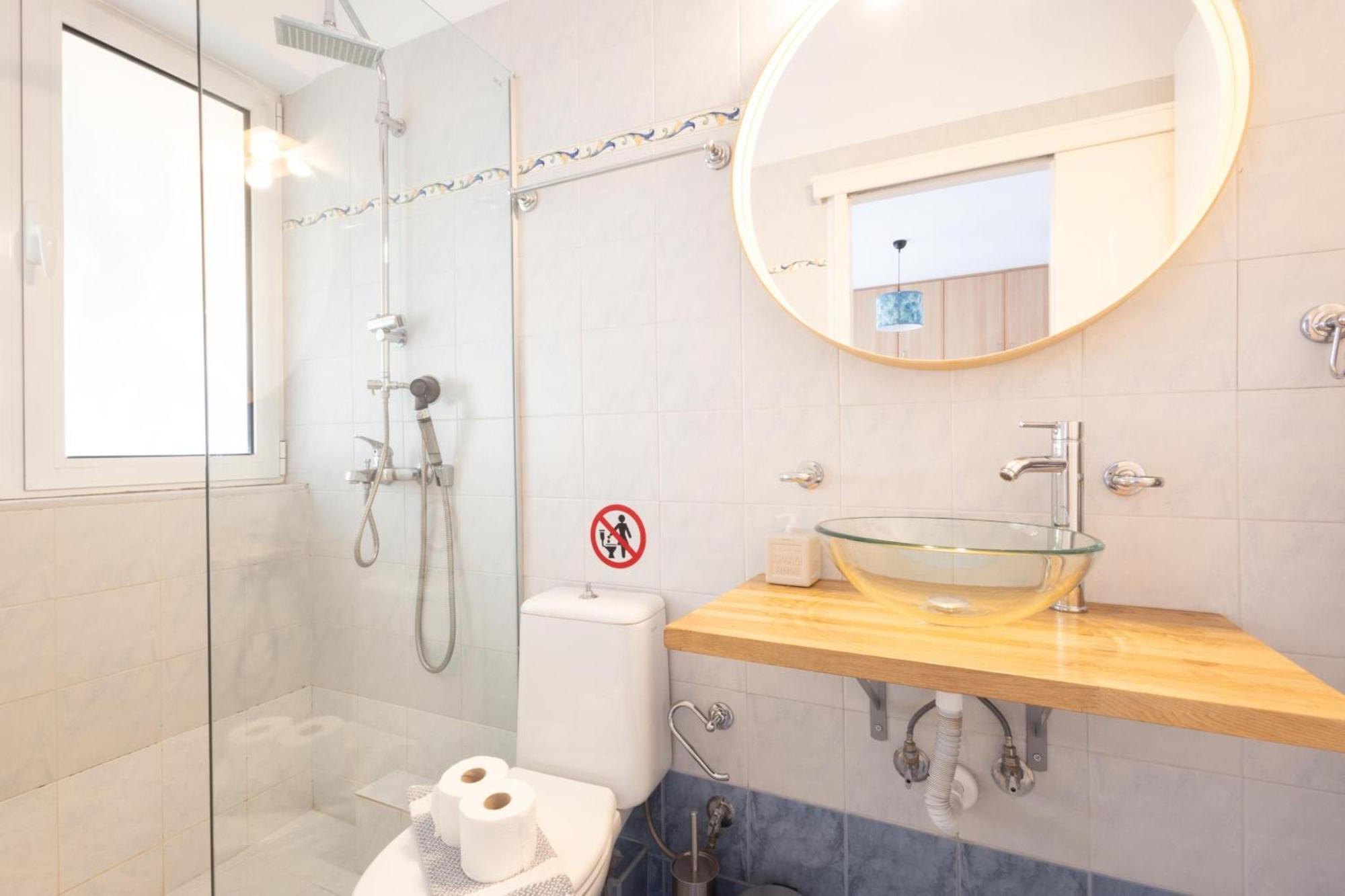 Luxury And Spacious Apt For 6 Guests Atena Exterior foto