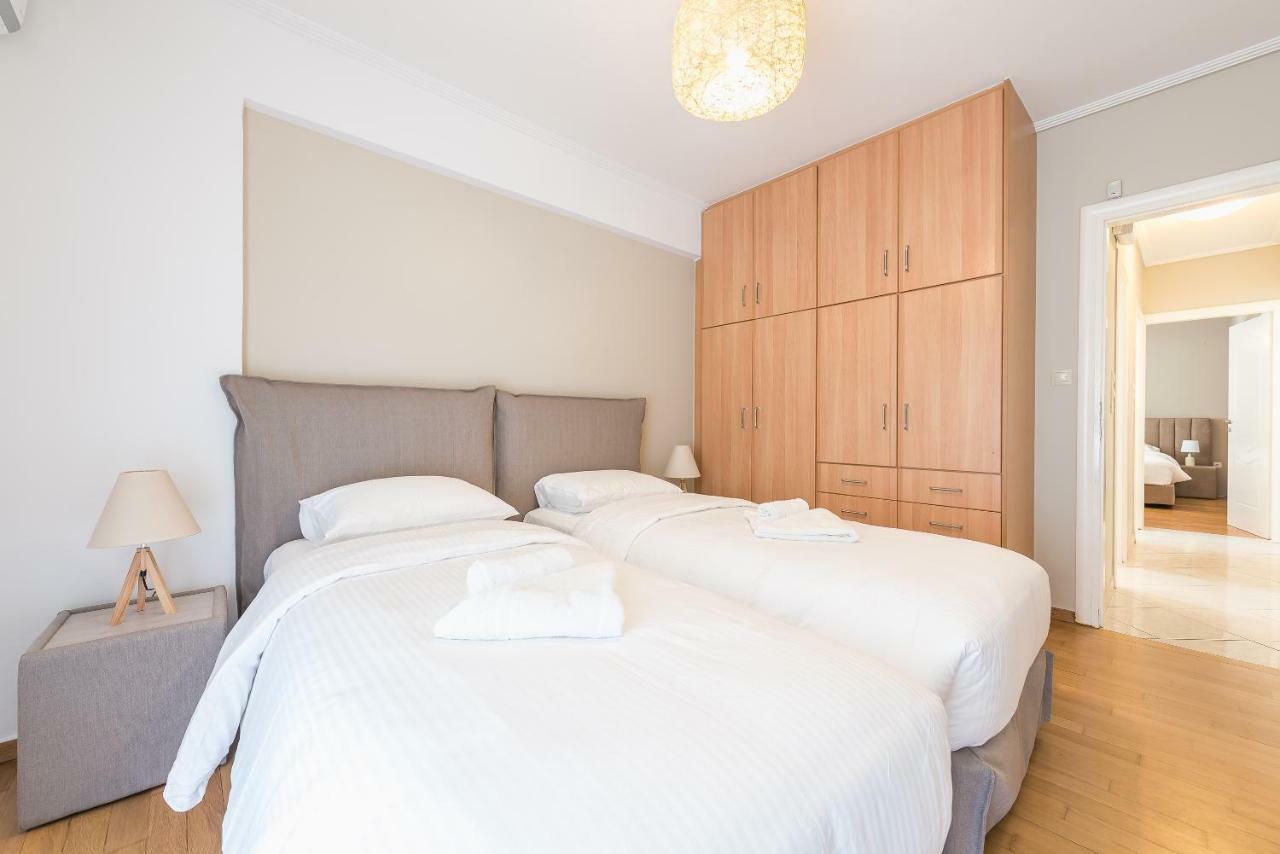 Luxury And Spacious Apt For 6 Guests Atena Exterior foto